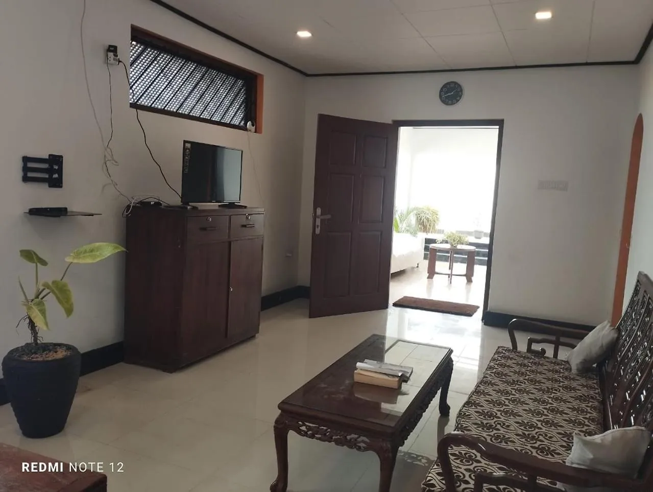 Sea Breeze Guest House Negombo