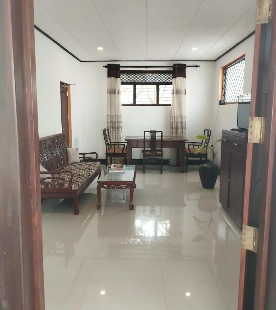 Sea Breeze Guest House Negombo